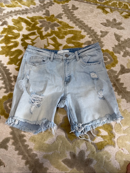 Vervet Pants - Light Blue Distressed Denim Jean Shorts with Frayed Hem